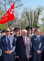 Kranzniederlegungen auf den Seelower Höhen und Frankfurt an der Oder zum Gedenken an sowjetische Gefallene, 16. April 2025 