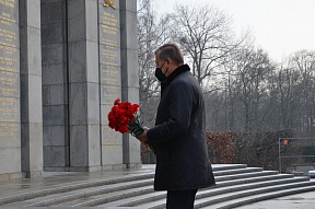 Zum Besuch des Vorsitzenden des russischen Lenkungsausschusses des Forums Petersburger Dialog und Sonderbeauftragten des Präsidenten der Russischen Föderation Wiktor Subkow Zum Besuch des Vorsitzenden des russischen Lenkungsausschusses des Forums Petersburger Dialog und Sonderbeauftragten des Präsidenten der Russischen Föderation Wiktor Subkow
