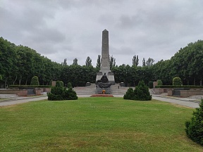 О торжественной церемонии возложения венков на советском воинском мемориале в Панкове 22 июня 2021 г.