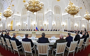 Putin warnt vor Abwertung der Rolle Russlands beim Sieg über Nazismus Putin warnt vor Abwertung der Rolle Russlands beim Sieg über Nazismus