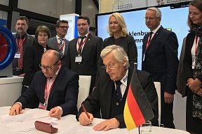 Gute Geschäfte in Russland: Firmen sichern sich Verträge Gute Geschäfte in Russland: Firmen sichern sich Verträge