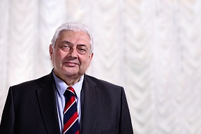 Посол России в Германии Сергей Юрьевич Нечаев: «Нам важен голос каждого» Посол России в Германии Сергей Юрьевич Нечаев: «Нам важен голос каждого»