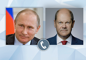 Präsident Wladimir Putin telefoniert mit Bundeskanzler Olaf Scholz Präsident Wladimir Putin telefoniert mit Bundeskanzler Olaf Scholz