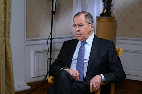 Außenminister Russlands Sergej W.Lawrow in der britischen Fernsehsendung HardTalk auf BBC News (auf Englisch) Außenminister Russlands Sergej W.Lawrow in der britischen Fernsehsendung HardTalk auf BBC News (auf Englisch)